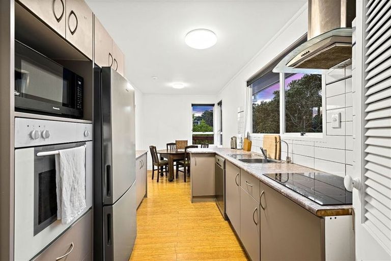 Photo of property in 22 Helena Street, Massey, Auckland, 0614