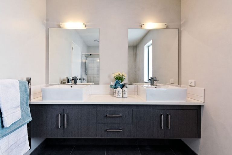 Photo of property in 1/44b Pleasant Road, Glen Eden, Auckland, 0602