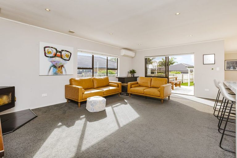 Photo of property in 19 Ridgeway Road, Pukekohe, 2120