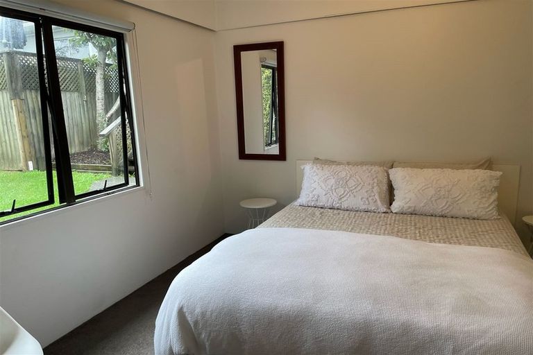 Photo of property in 19 John Road, Stanmore Bay, Whangaparaoa, 0932