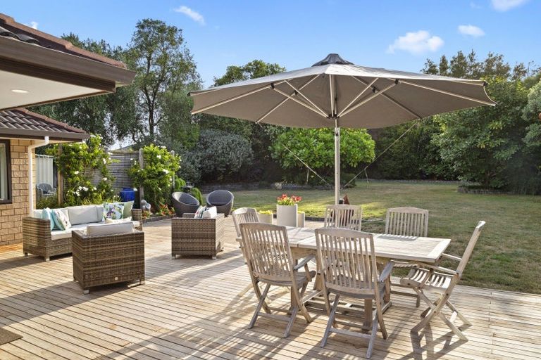 Photo of property in 55 Lough Bourne Drive, Pukekohe, 2120