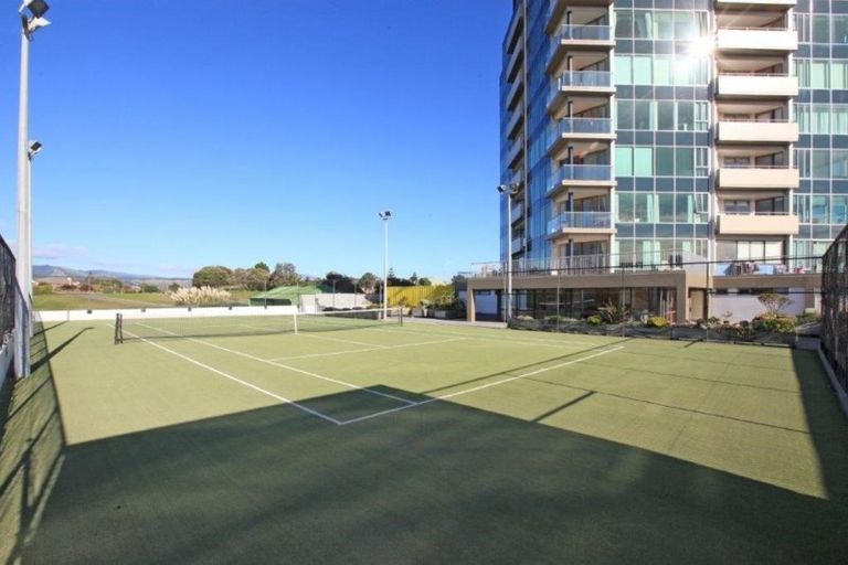 Photo of property in The Links, 378-382 Kapiti Road, Paraparaumu Beach, Paraparaumu, 5032