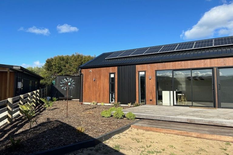Photo of property in 52 Marram Place, Mangawhai Heads, Mangawhai, 0505