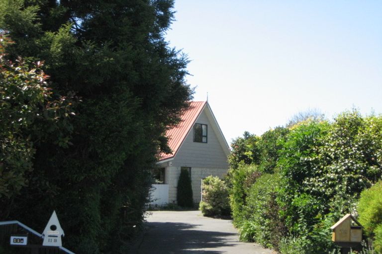 Photo of property in 11a Sonning Place, Redwood, Christchurch, 8051