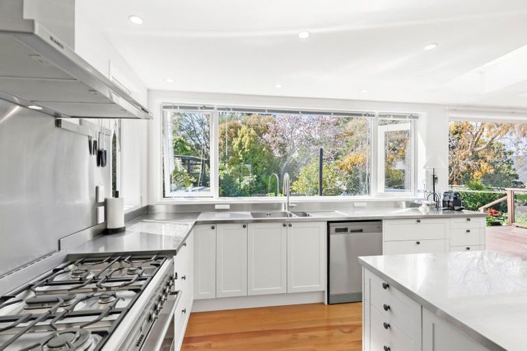 Photo of property in 48 Gurney Road, Kelson, Lower Hutt, 5010