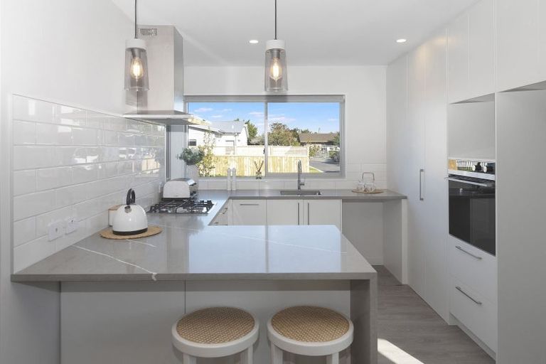 Photo of property in 15 Kakapo Lane, Redwood, 8051