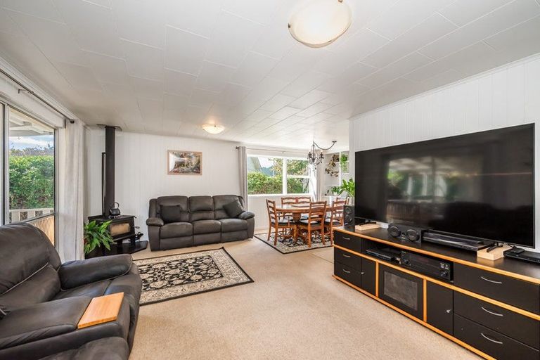 Photo of property in 41 Arawhata Road, Paraparaumu, 5032