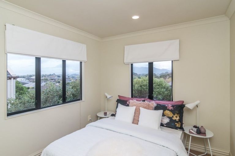 Photo of property in 9 Shearwater Rise, Paraparaumu Beach, Paraparaumu, 5032