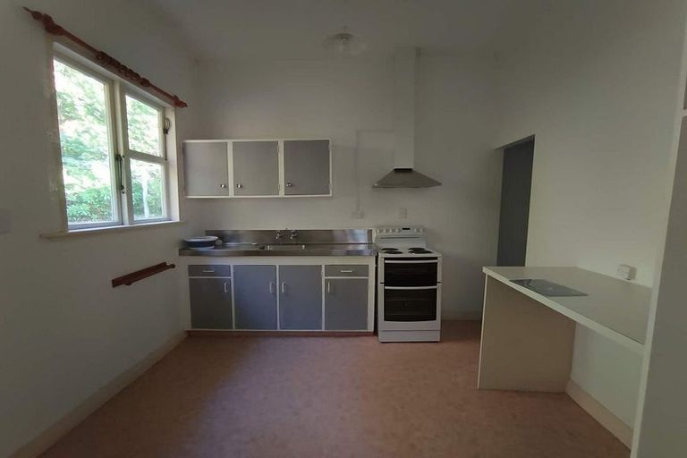 Photo of property in 1/37 Wilton Road, Wadestown, Wellington, 6012