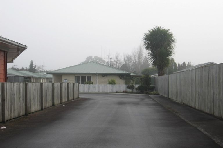 Photo of property in Cobham Close, 113u3 Cobham Drive, Hamilton East, Hamilton, 3216