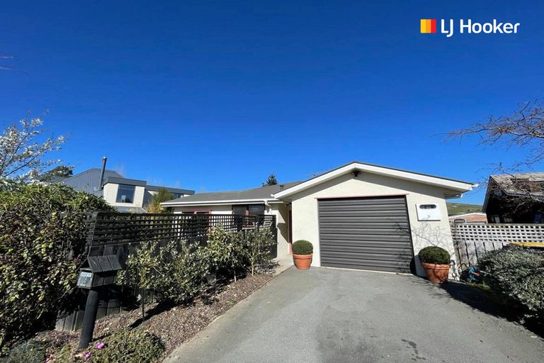 Photo of property in 104 Hagart-alexander Drive, Mosgiel, 9024