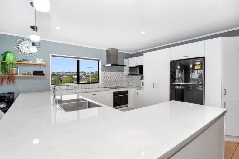 Photo of property in 37 Poike Road, Hairini, Tauranga, 3112