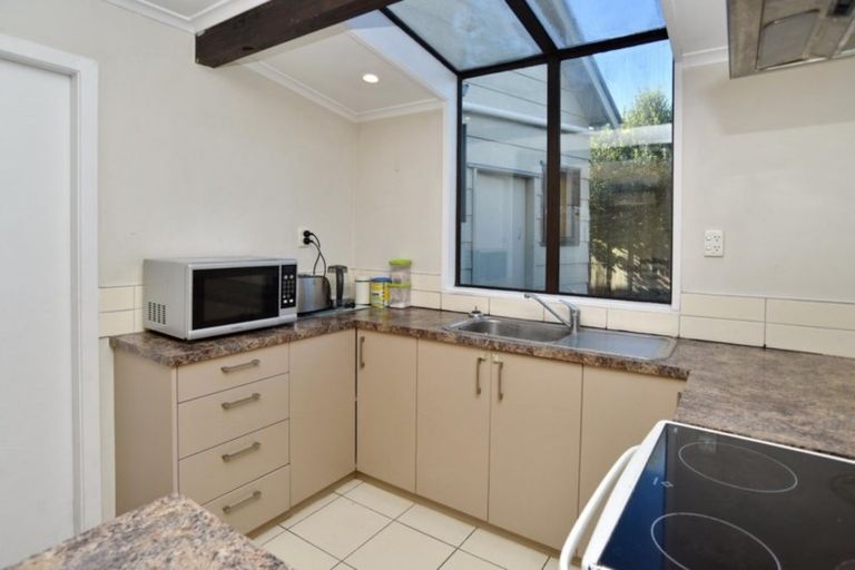 Photo of property in 11 Newnham Street, Rangiora, 7400