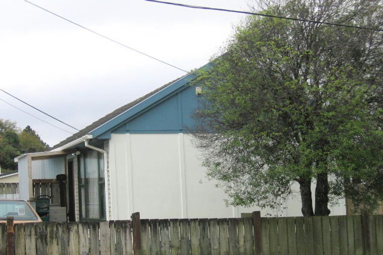 Photo of property in 4- 6 Speedy Street, Stokes Valley, Lower Hutt, 5019