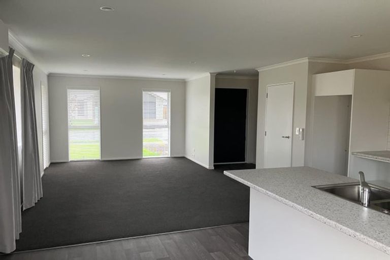 Photo of property in 6 Frogmore Way, Rolleston, 7615