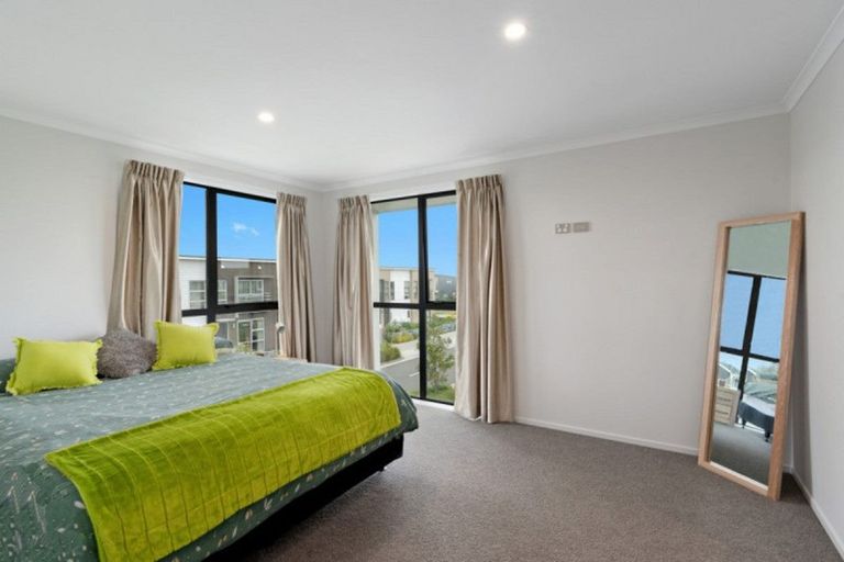 Photo of property in 14 Rangihina Road, Hobsonville, Auckland, 0616