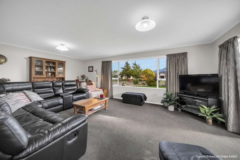 Photo of property in 11 Bowen Street, Te Anau, 9600