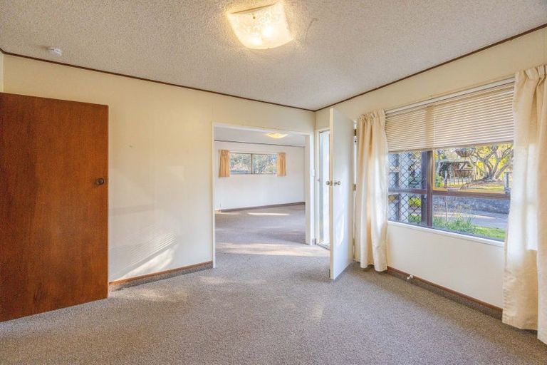 Photo of property in 13b Church Street, Waipawa, 4210