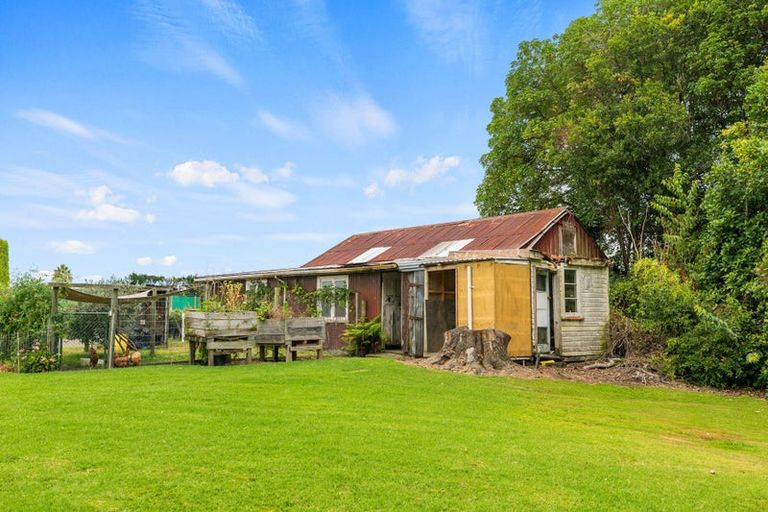 Photo of property in 122 No 2 Road, Te Puke, 3182