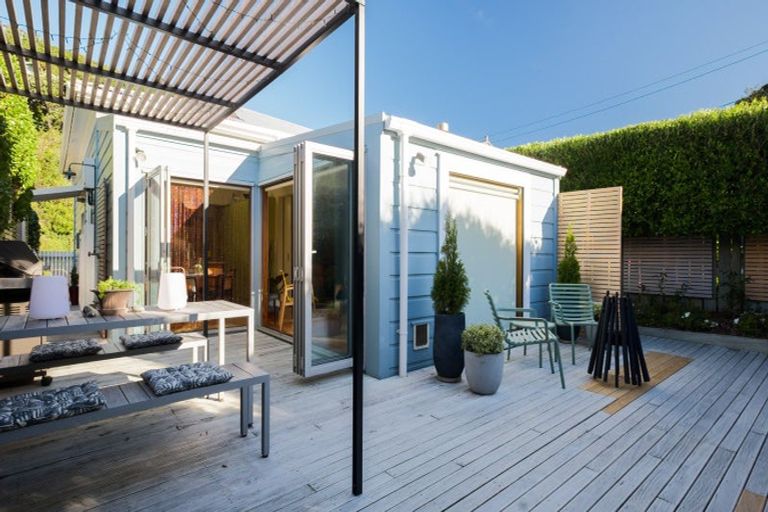 Photo of property in 14 Brighton Street, Island Bay, Wellington, 6023