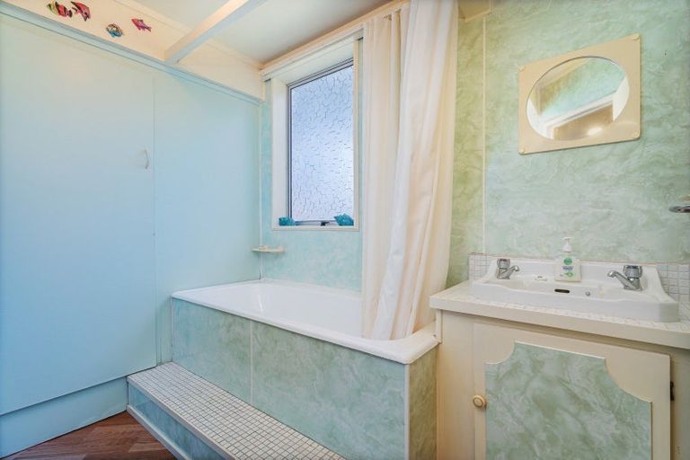 Photo of property in 103 Vista Paku, Pauanui, Hikuai, 3579