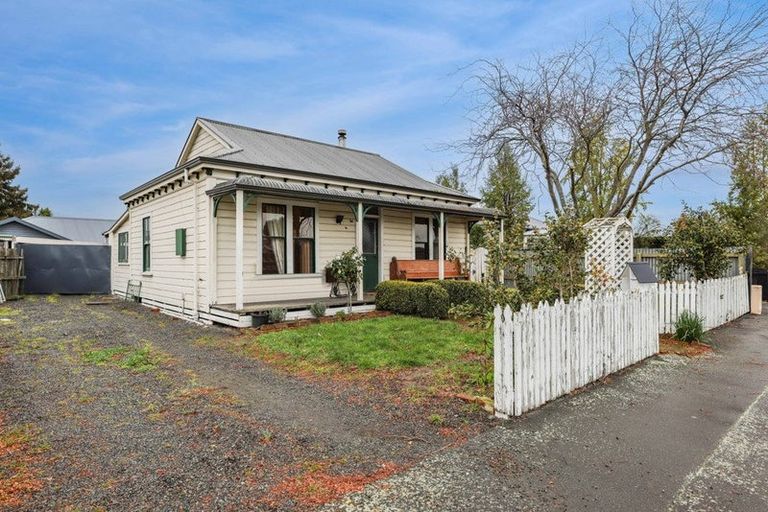Photo of property in 91 Mcmurdo Street, Tinwald, Ashburton, 7700