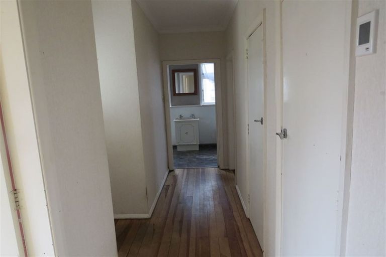 Photo of property in 18 Dudley Street, Levin, 5510