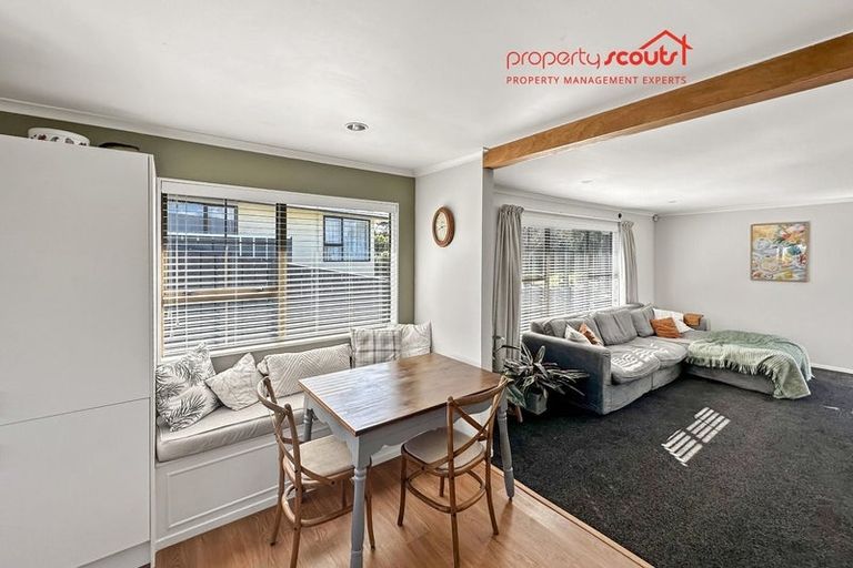 Photo of property in 2 Whitechapel Grove, Stokes Valley, Lower Hutt, 5019