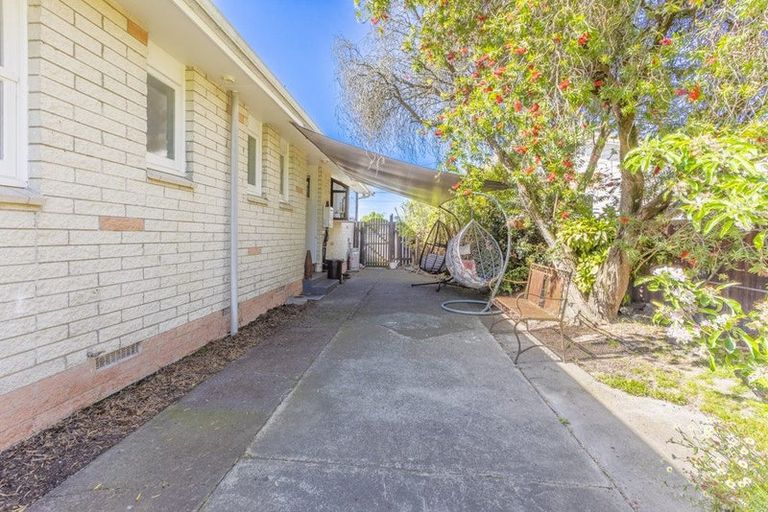 Photo of property in 11 Woburn Street, Waipukurau, 4200