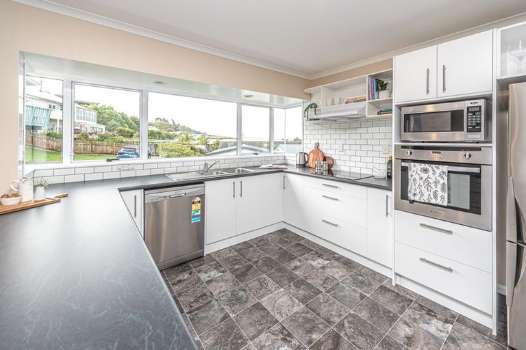 Photo of property in 72 Treadwell Street, Springvale, Whanganui, 4501