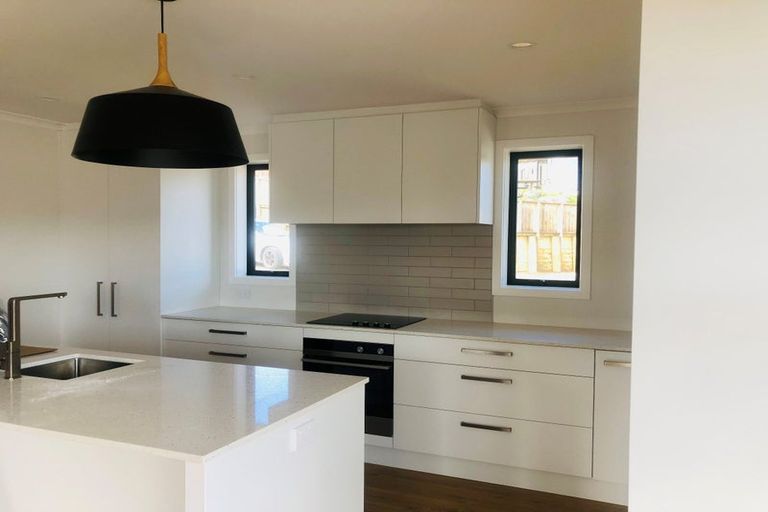 Photo of property in 2 Hikuwai Lane, Warkworth, 0910