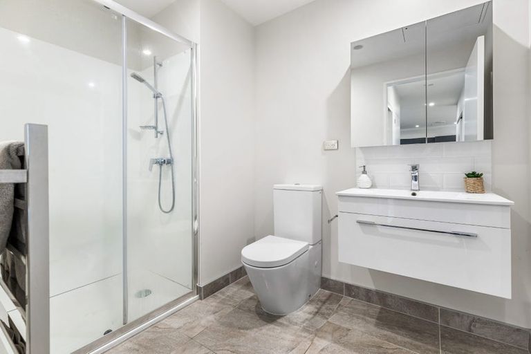 Photo of property in 3/2g Onekiritea Road, Hobsonville, Auckland, 0616