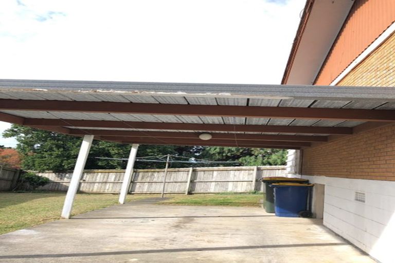 Photo of property in 1/40 Halberg Street, Glenfield, Auckland, 0629