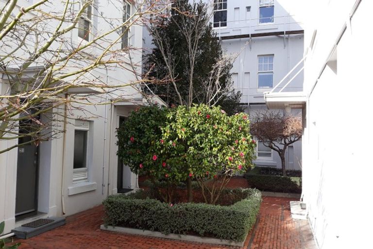Photo of property in Blythswood Flats, 25/3f Aro Street, Aro Valley, Wellington, 6021