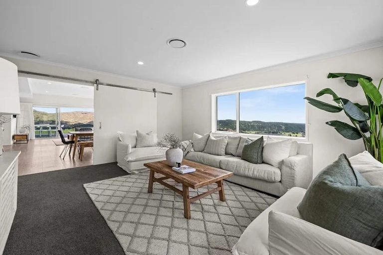 Photo of property in 170 Eskridge Drive, Eskdale, Napier, 4182