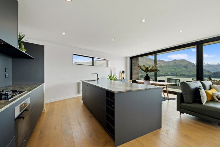 Photo of property in 58 Forest Heights, Wanaka, 9305