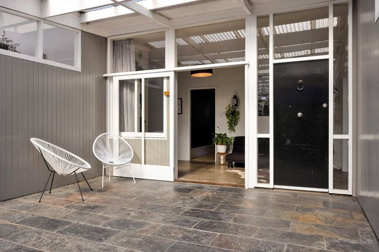 Photo of property in 59 Doralto Road, Frankleigh Park, New Plymouth, 4310