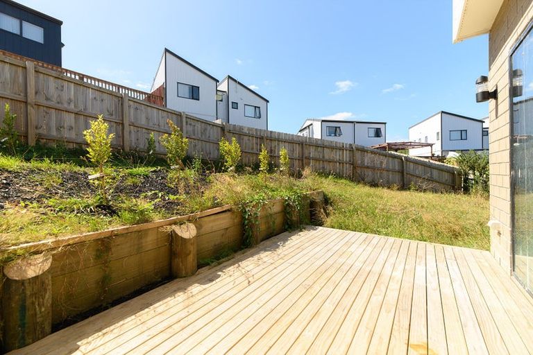 Photo of property in 9 Heketara Place, Papakura, 2110