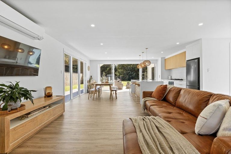 Photo of property in 3 Matai Grove, Greytown, 5712