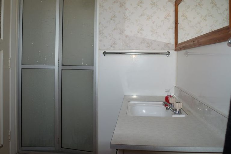 Photo of property in 60 Wilsons Road, Saint Martins, Christchurch, 8022