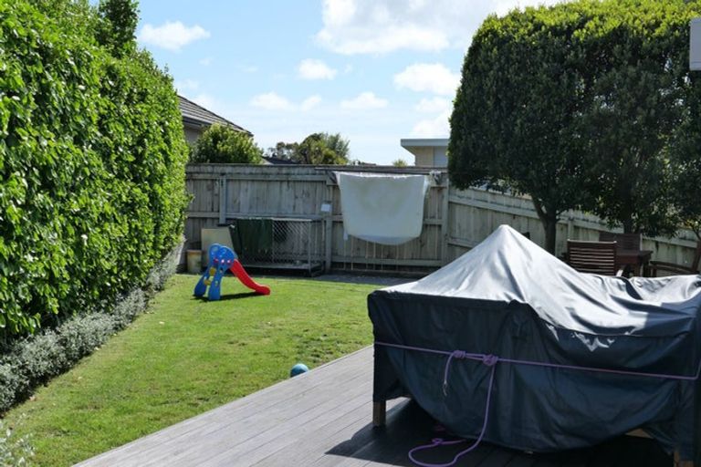 Photo of property in 61 Hillcrest Road North, Raumati Beach, Paraparaumu, 5032