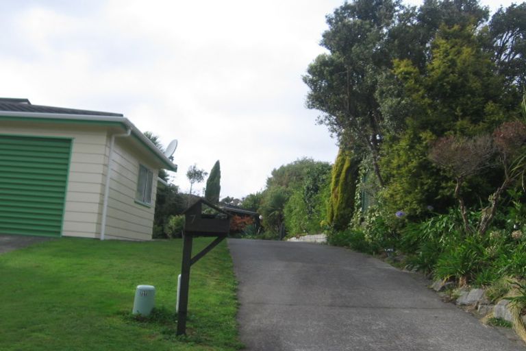 Photo of property in 7 Longitude Place, Whitby, Porirua, 5024