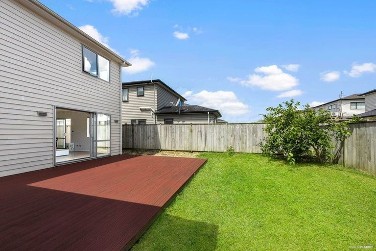 Photo of property in 20 Carrickdawson Drive, Flat Bush, Auckland, 2019