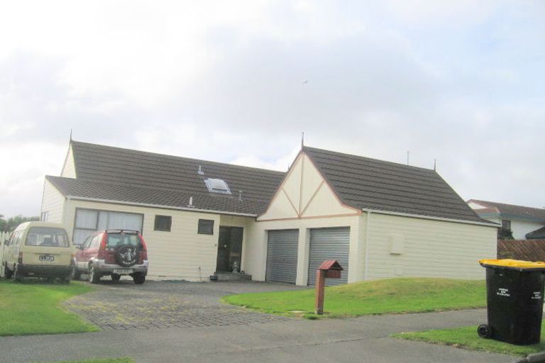 Photo of property in 13 Longitude Place, Whitby, Porirua, 5024