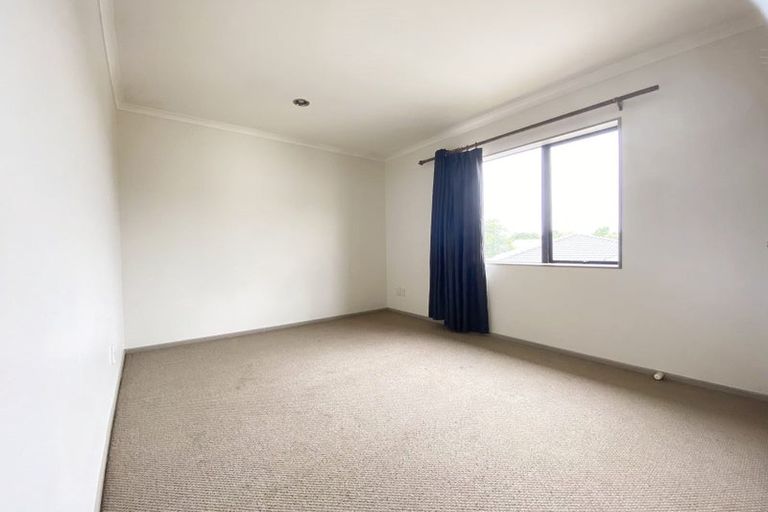 Photo of property in 19b Gloucester Road, Manurewa, Auckland, 2102