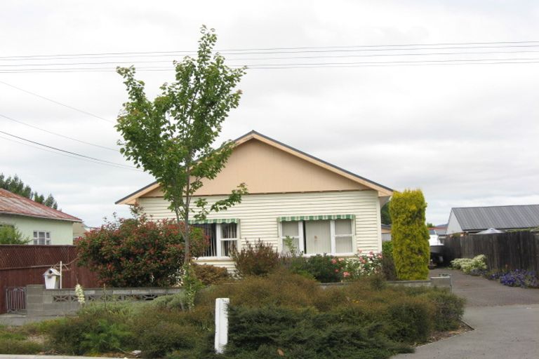 Photo of property in 86 Mackworth Street, Woolston, Christchurch, 8062