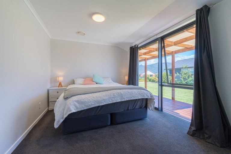 Photo of property in 14 Acheron Way, Te Anau, 9600