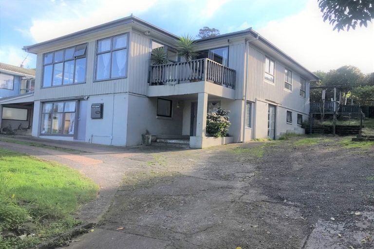 Photo of property in 1/48 Mountain Road, Mangere Bridge, Auckland, 2022