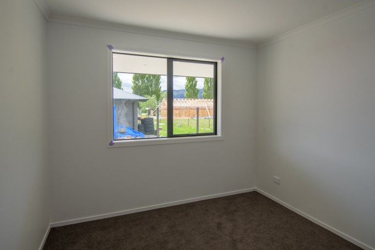 Photo of property in 34a&b Stratford Drive, Mount Pisa, Cromwell, 9383