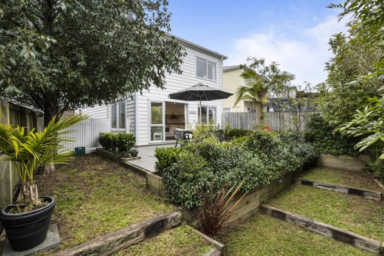 Photo of property in 122 Joseph Street, Flat Bush, Auckland, 2019